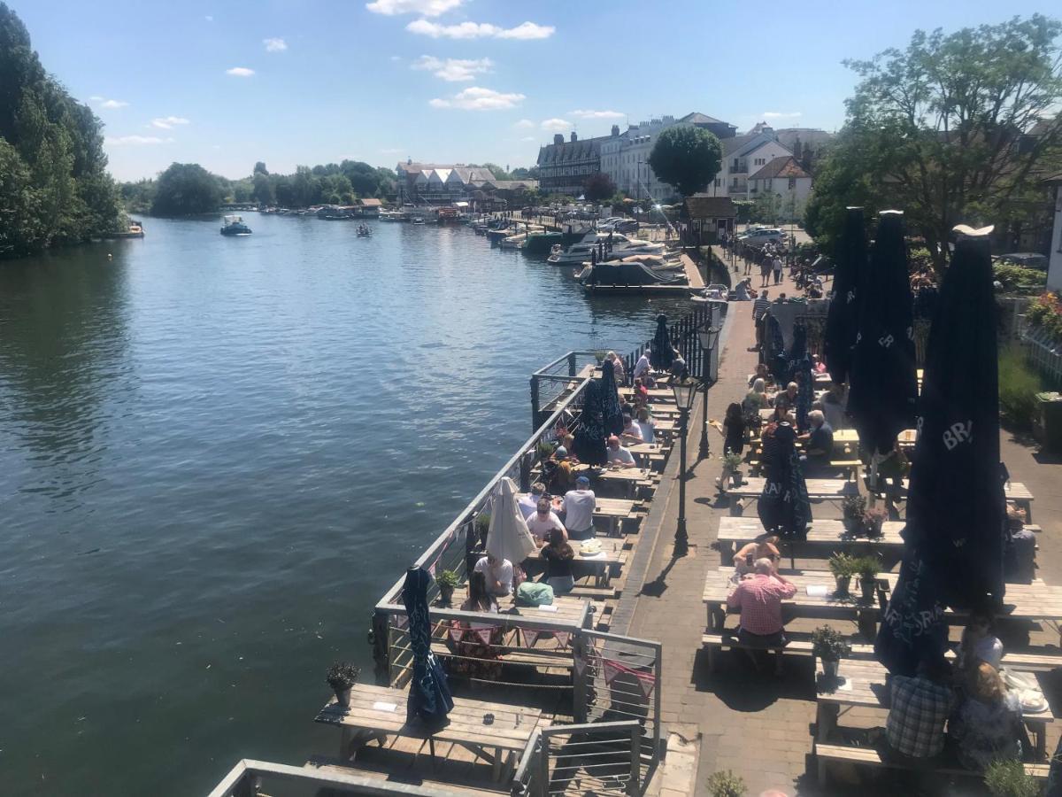 Heart Of Henley 1 & 2 Bedroom Apartments Εξωτερικό φωτογραφία