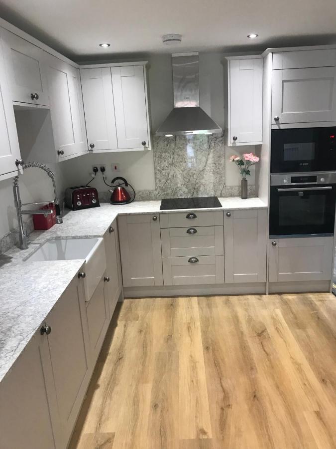 Heart Of Henley 1 & 2 Bedroom Apartments Εξωτερικό φωτογραφία