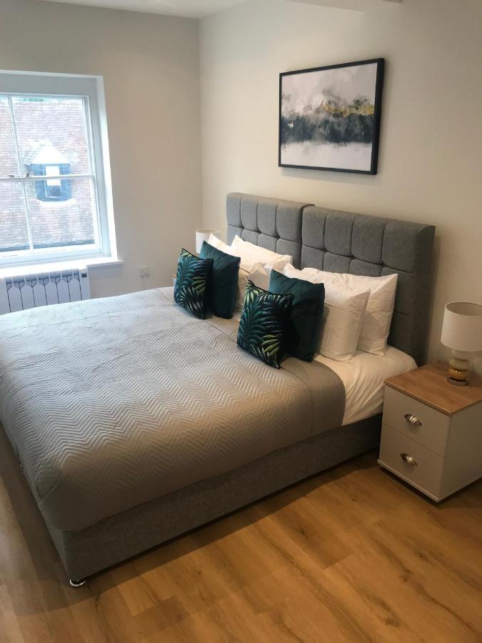 Heart Of Henley 1 & 2 Bedroom Apartments Εξωτερικό φωτογραφία