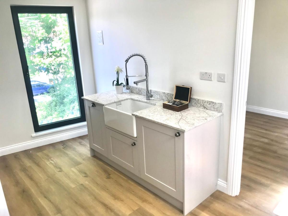 Heart Of Henley 1 & 2 Bedroom Apartments Εξωτερικό φωτογραφία