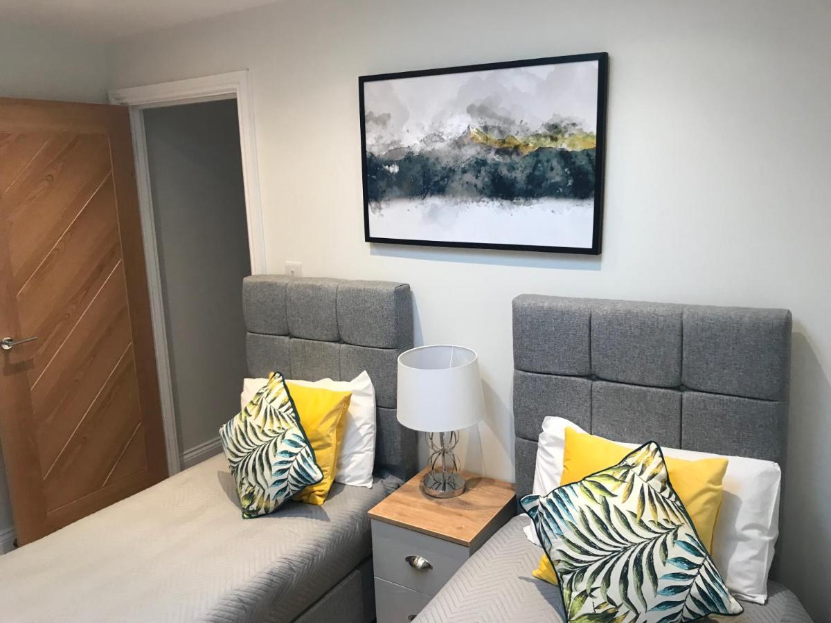 Heart Of Henley 1 & 2 Bedroom Apartments Εξωτερικό φωτογραφία