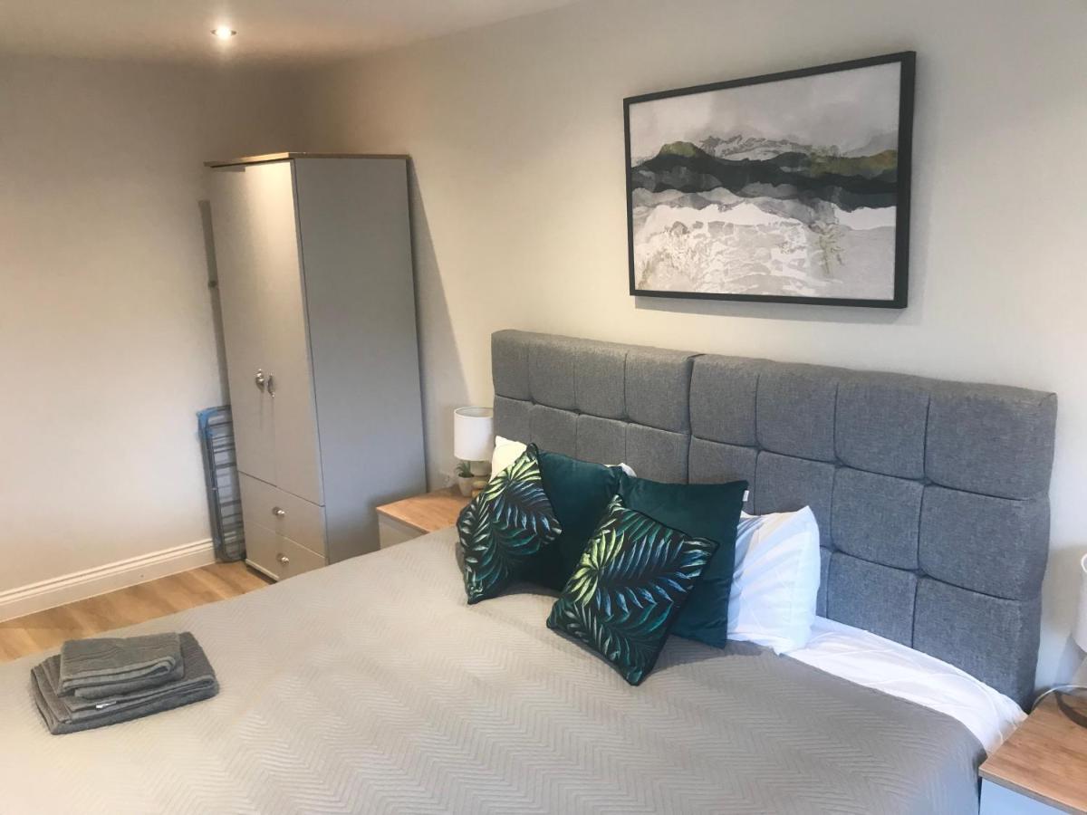 Heart Of Henley 1 & 2 Bedroom Apartments Εξωτερικό φωτογραφία