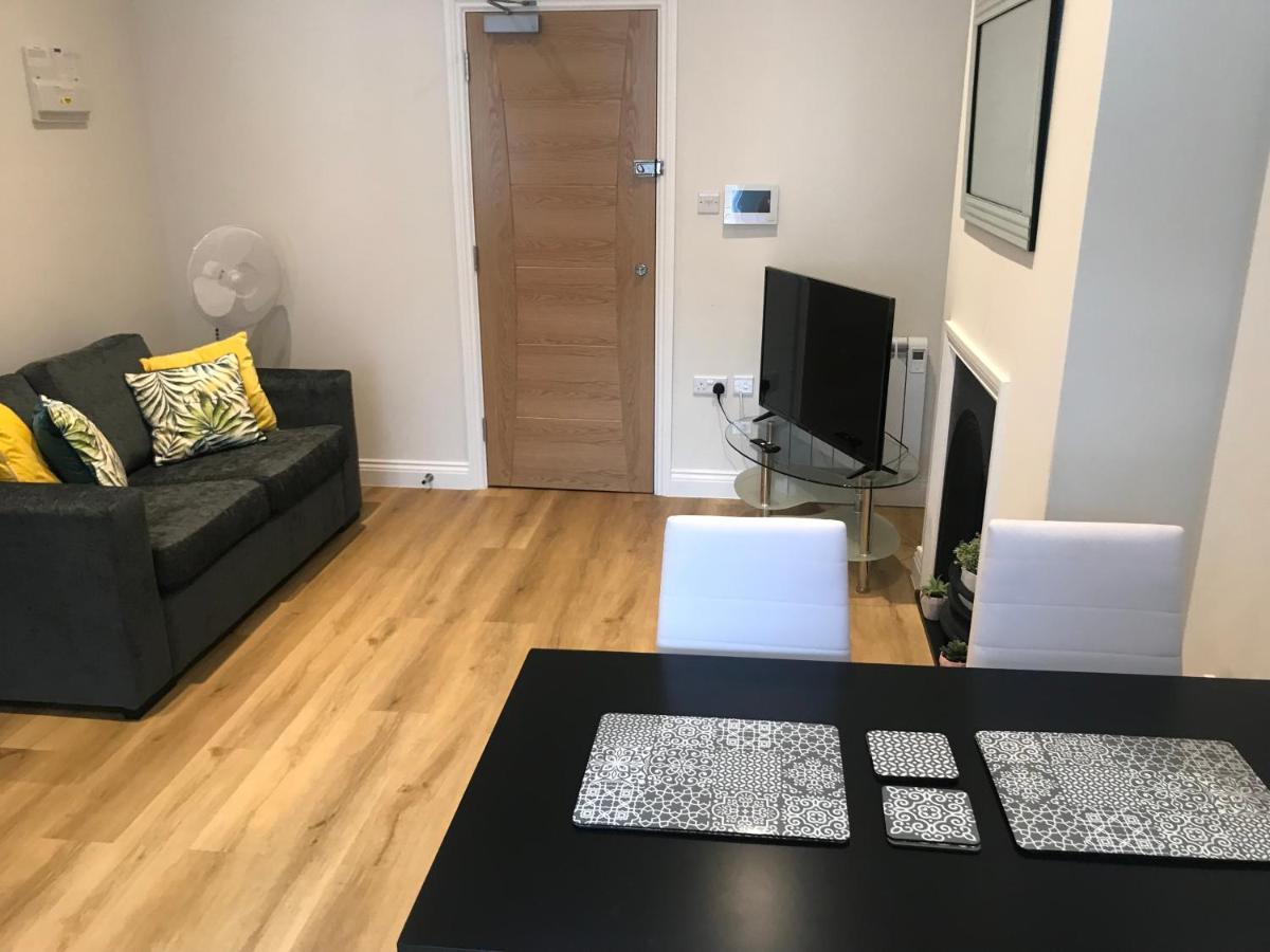 Heart Of Henley 1 & 2 Bedroom Apartments Εξωτερικό φωτογραφία