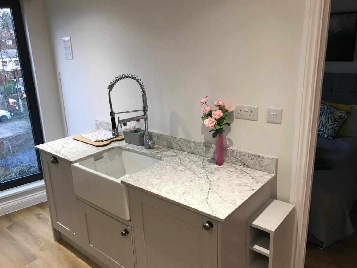Heart Of Henley 1 & 2 Bedroom Apartments Εξωτερικό φωτογραφία